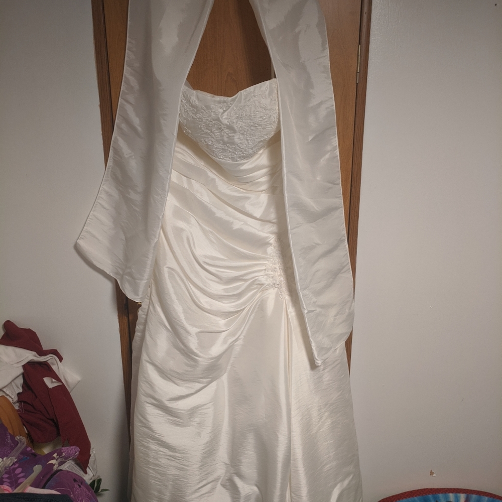 Mary's bridal wedding dress 14